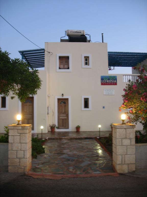 Lefkosia Studios Lefkos  Exterior foto